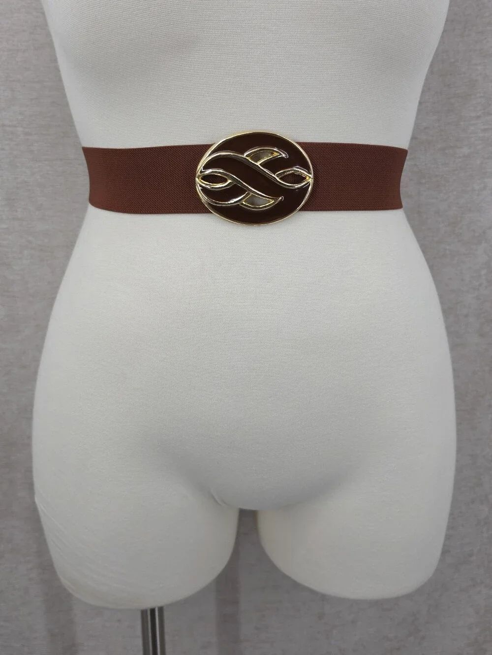 Vintage 80s Brown Strech Belt with Gold Toned Brown Enamel Buckle